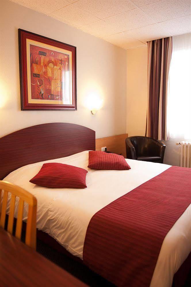 Hotel Escale Oceania Λοριάν Εξωτερικό φωτογραφία